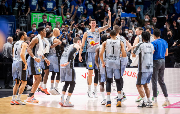 对于骆建佑 对于骆建佑