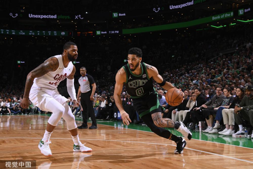 球迷群体中 球迷群体中