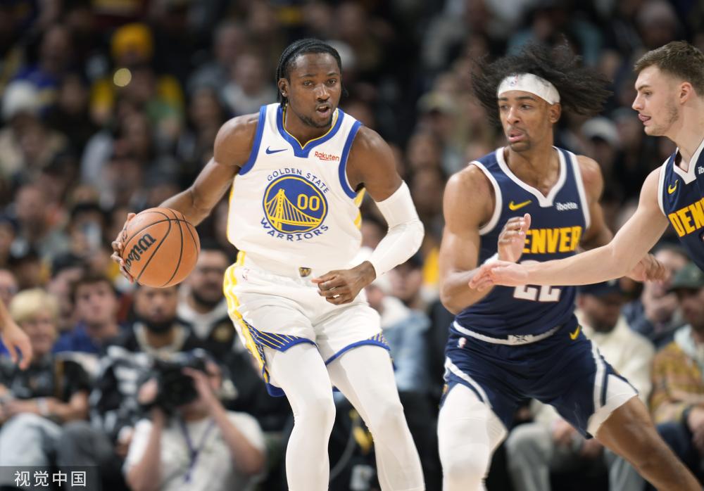 人士视为 人士视为