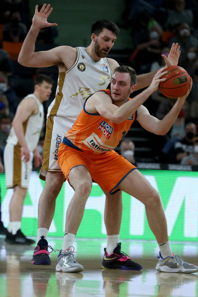 考与启示 考与启示